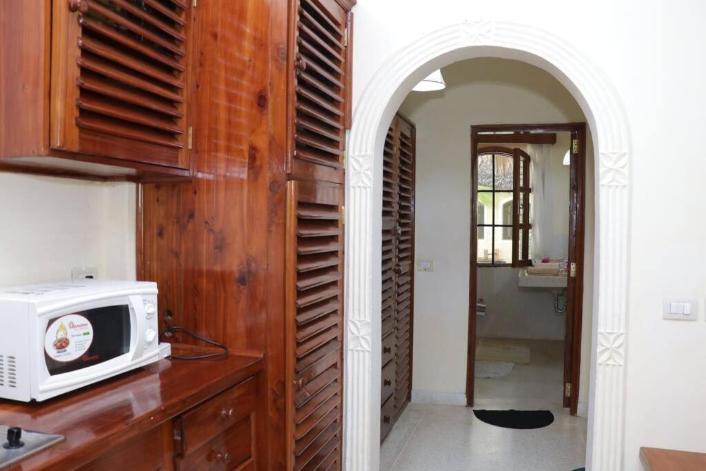 Tembo Beach Cottage 말린디 외부 사진
