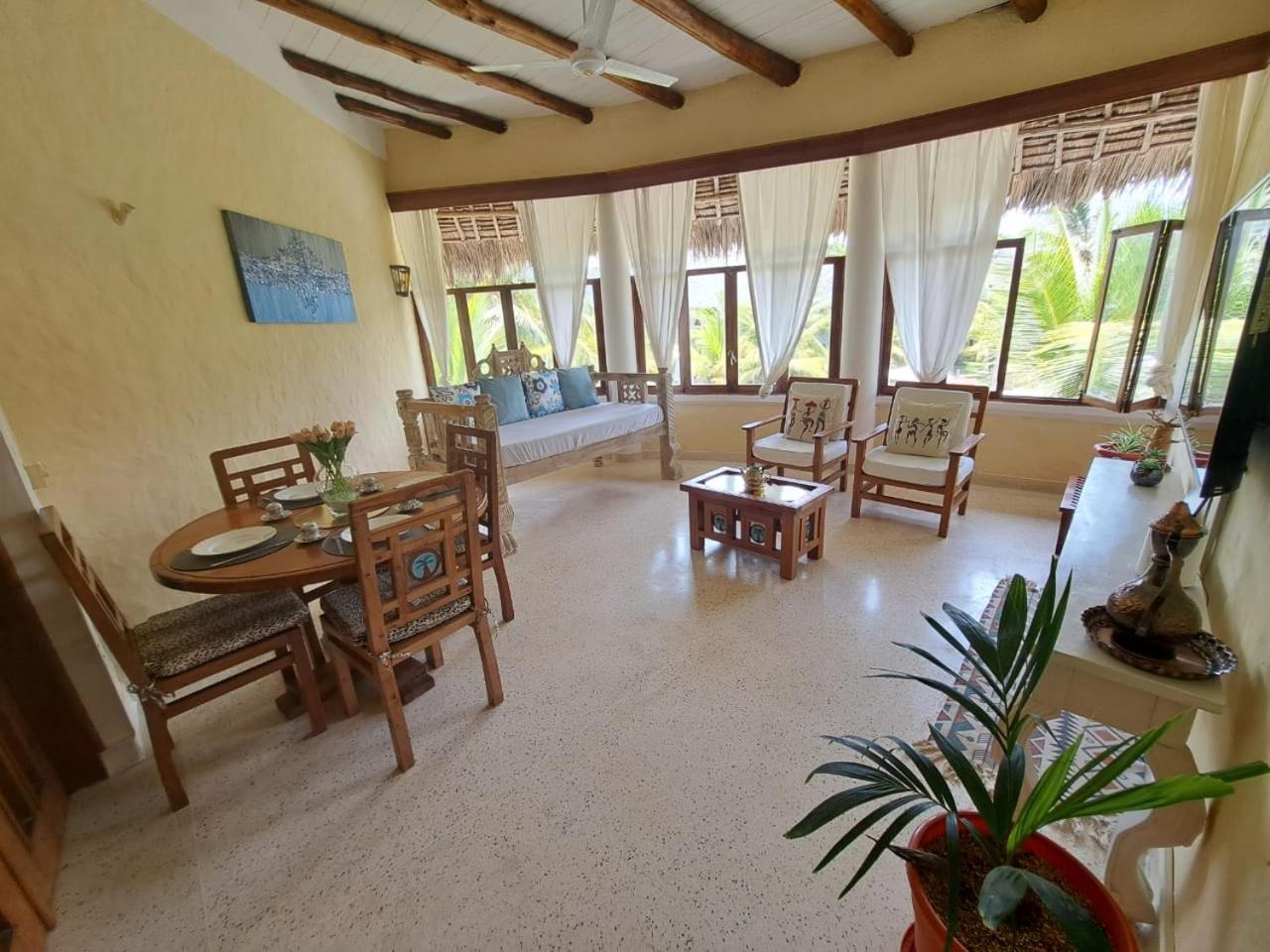 Tembo Beach Cottage 말린디 외부 사진
